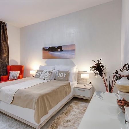 Sweet Dreams At King Street Gold Apartment บูดาเปสต์ ภายนอก รูปภาพ