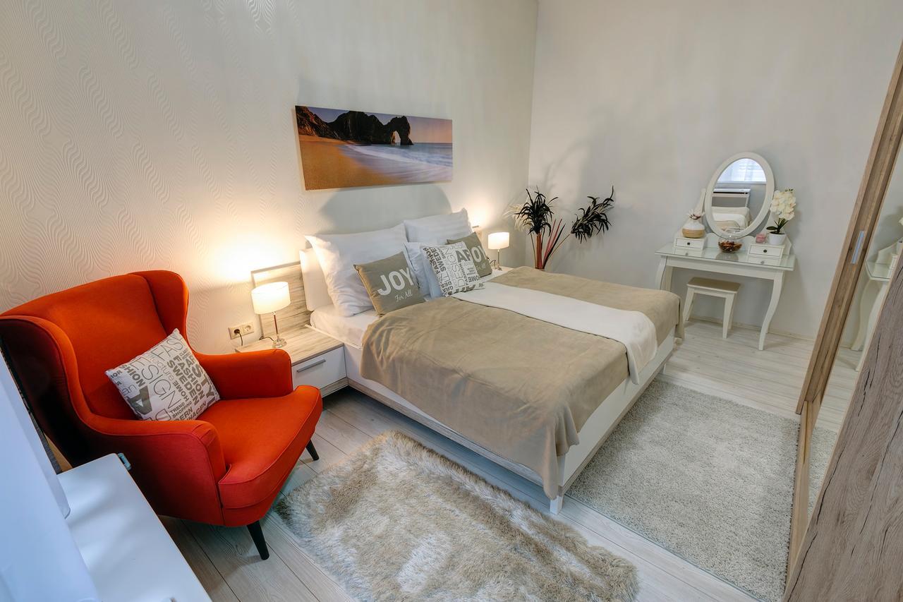 Sweet Dreams At King Street Gold Apartment บูดาเปสต์ ภายนอก รูปภาพ