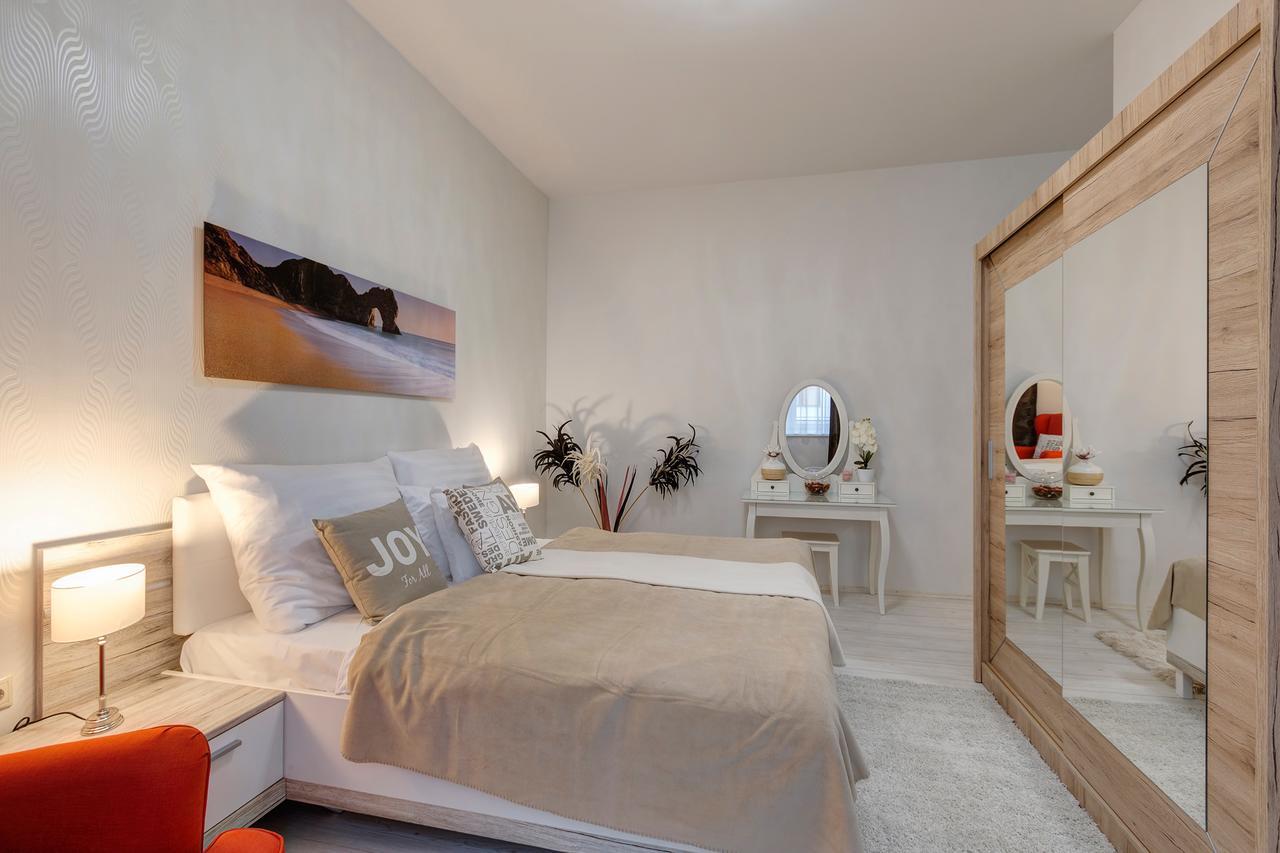 Sweet Dreams At King Street Gold Apartment บูดาเปสต์ ภายนอก รูปภาพ