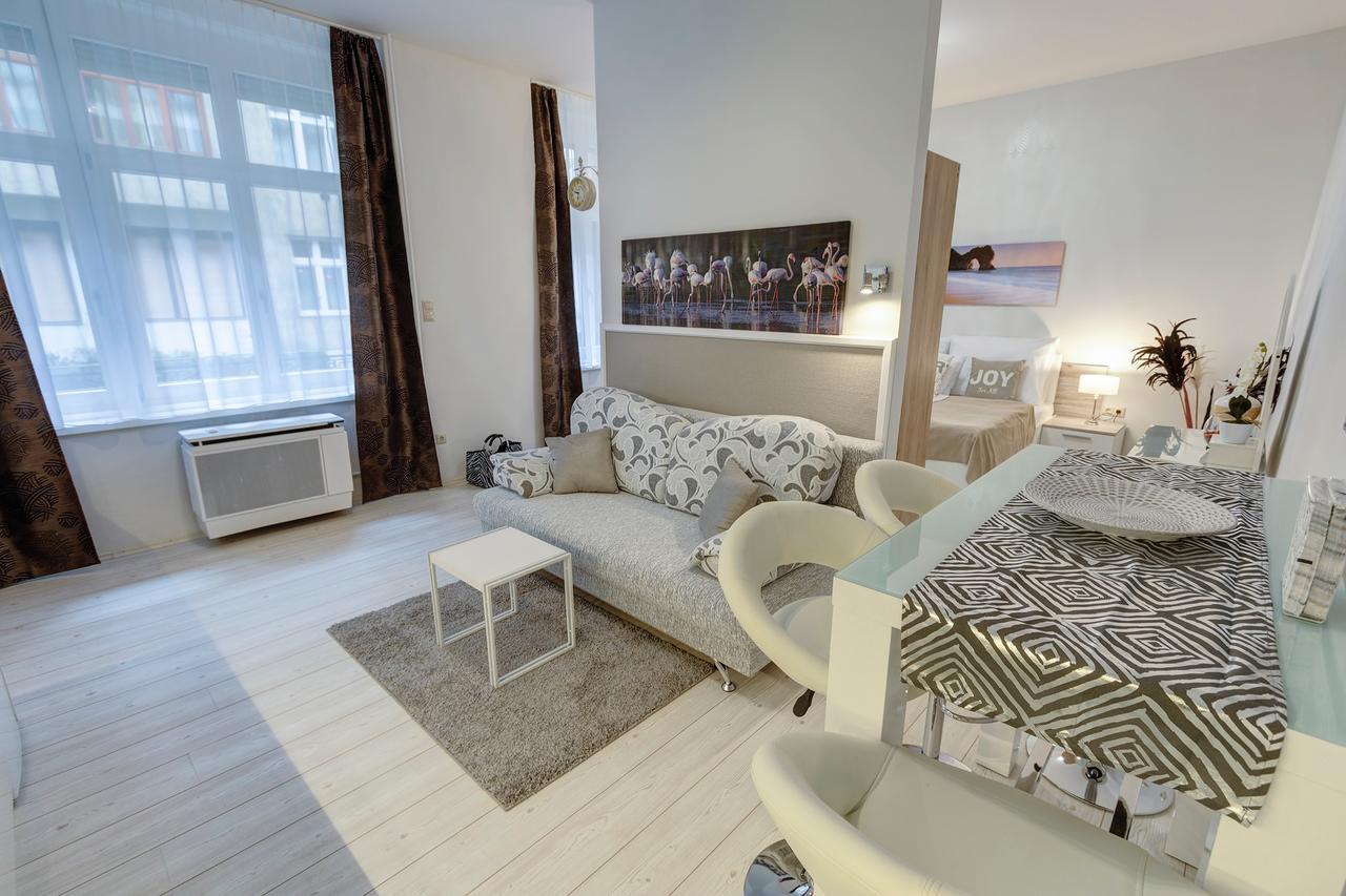 Sweet Dreams At King Street Gold Apartment บูดาเปสต์ ภายนอก รูปภาพ
